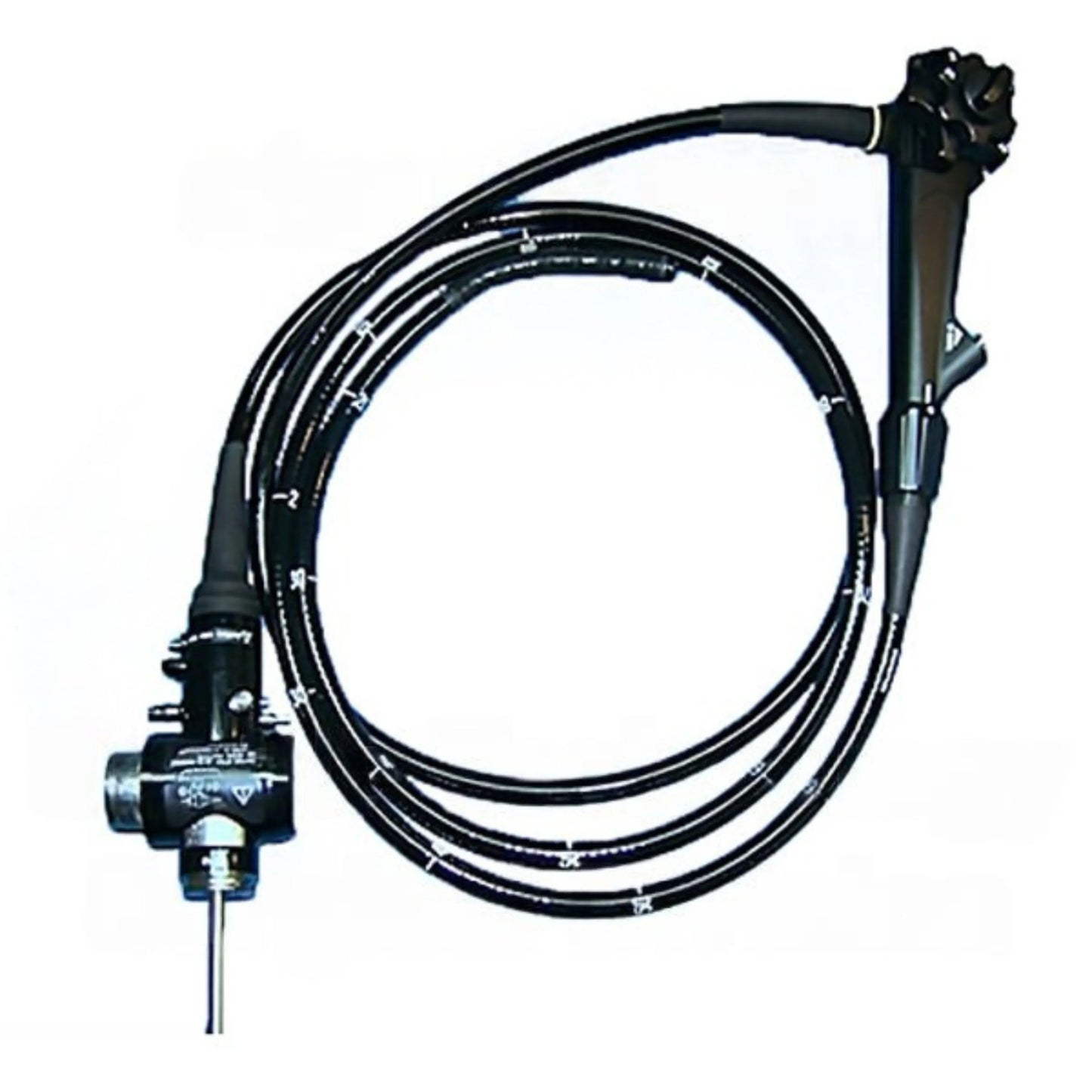 Flexible endoscope for medical procedures, featuring control handle and insertion tube
